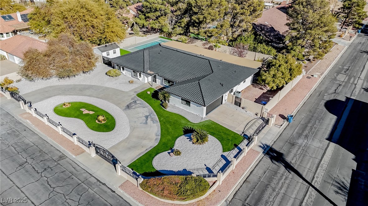 3180 South Tioga Way