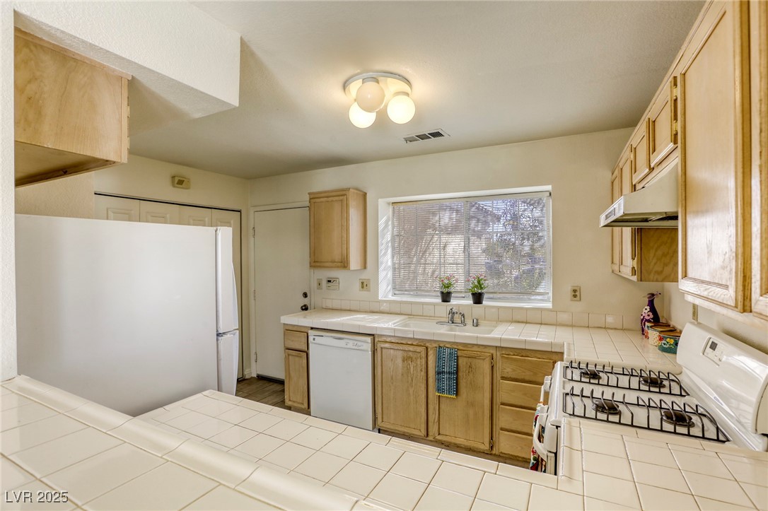 5954 Wabusca Way