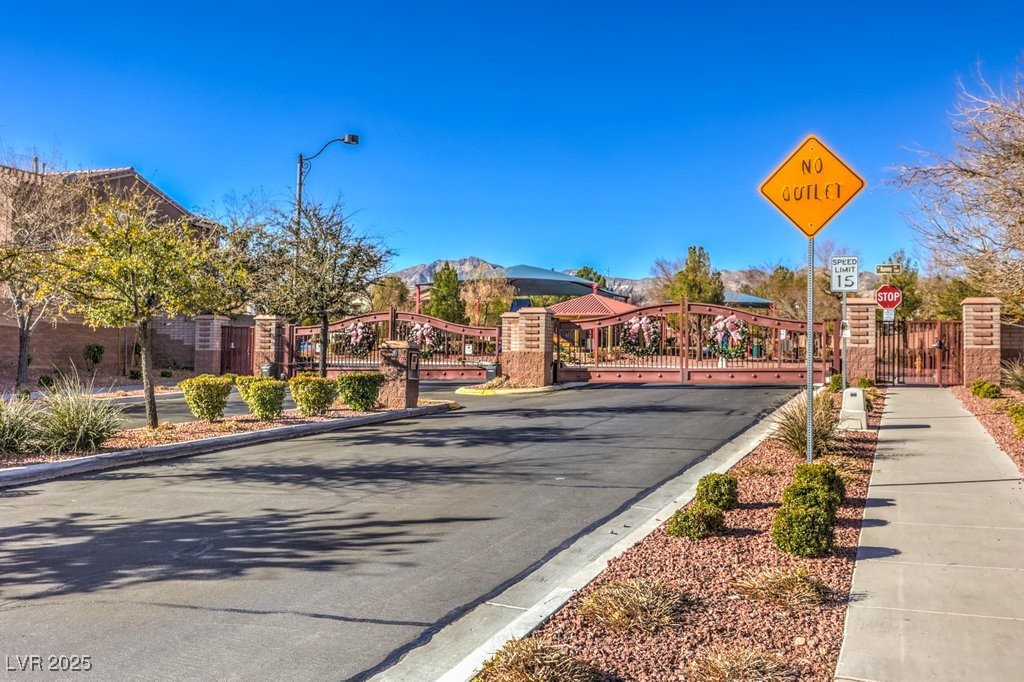 7234 Regent Pond Street