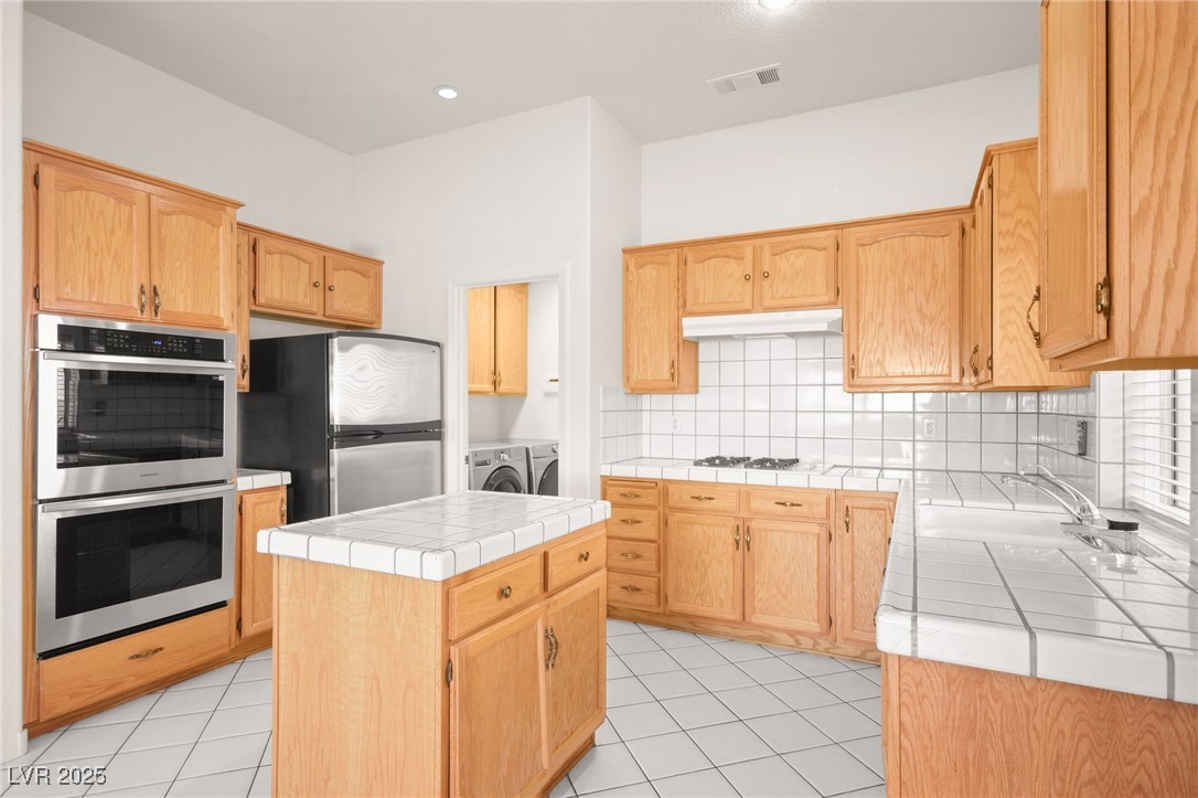 2260 Norway Pine Court