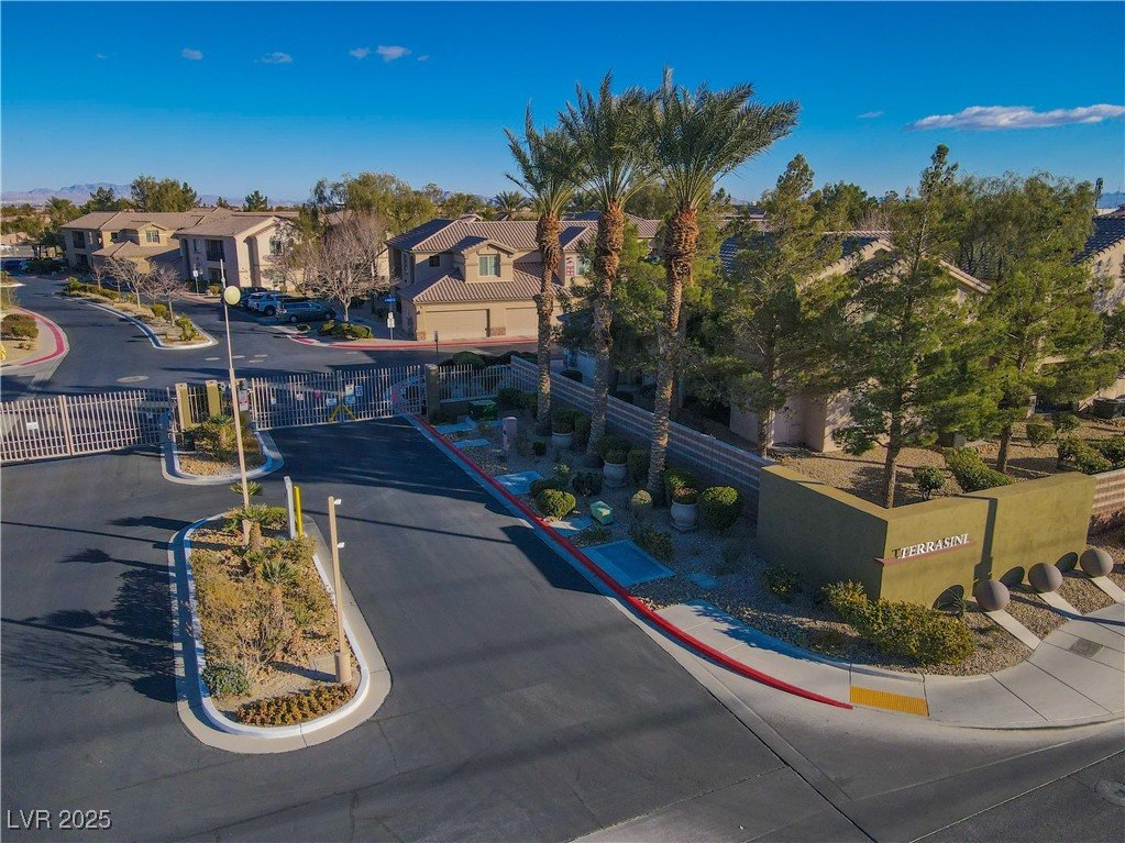 4610 Puglia Lane 202