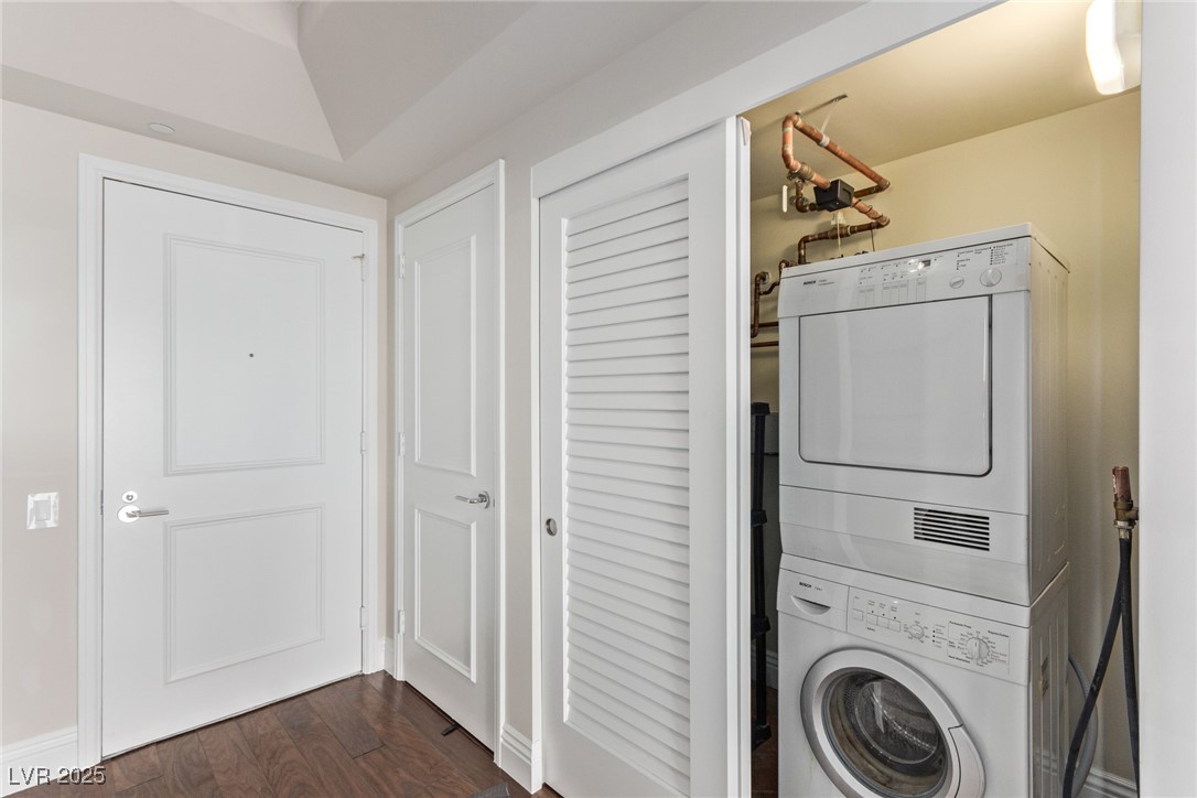 322 Karen Avenue 3808/3804