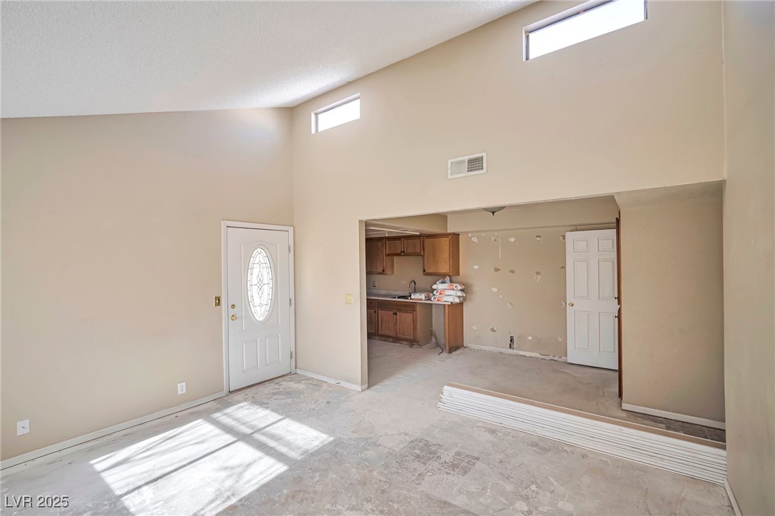 1701 East Katie Avenue 100