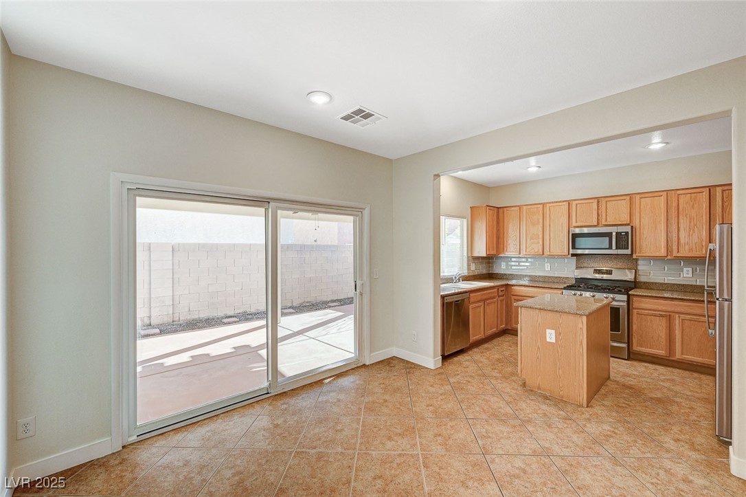 10224 Eve Springs Street