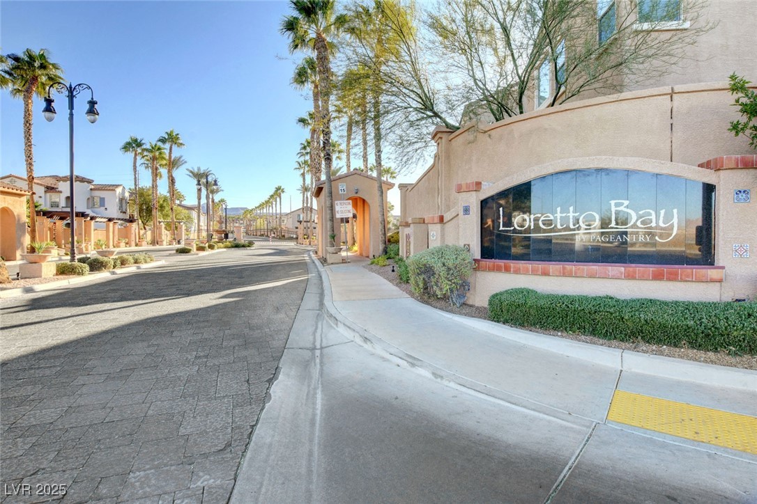 50 Aura De Blanco Street 17204