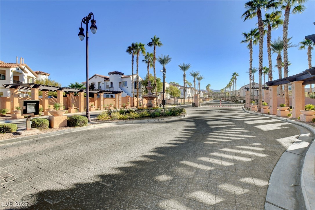 50 Aura De Blanco Street 17204