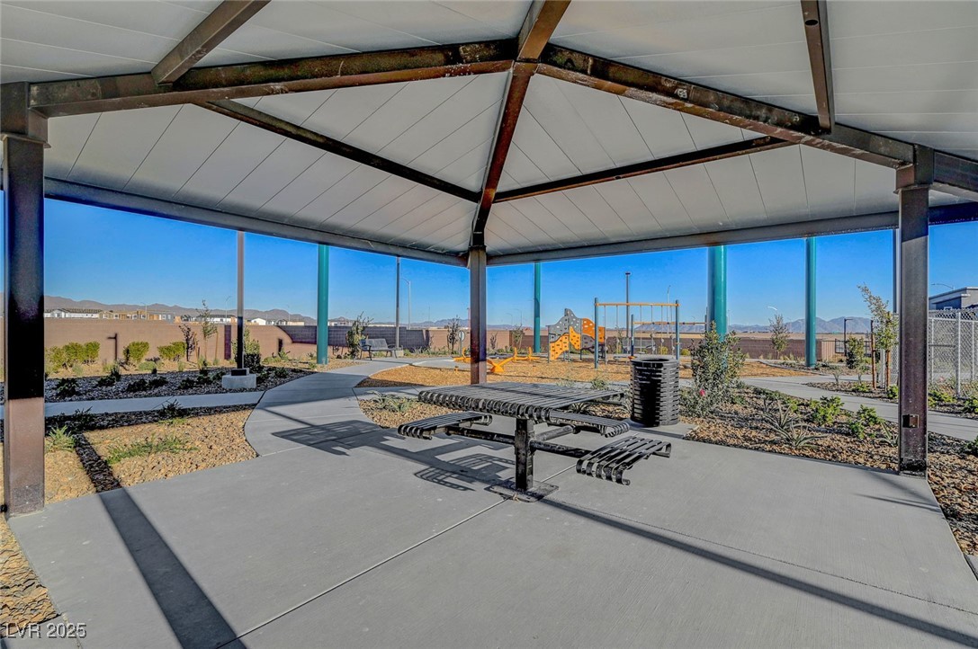 1306 Travis Creek Place