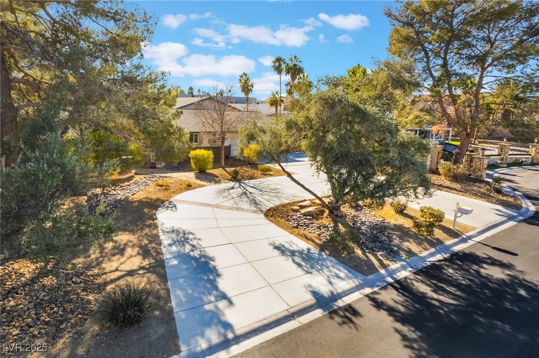 6377 Concho Lane