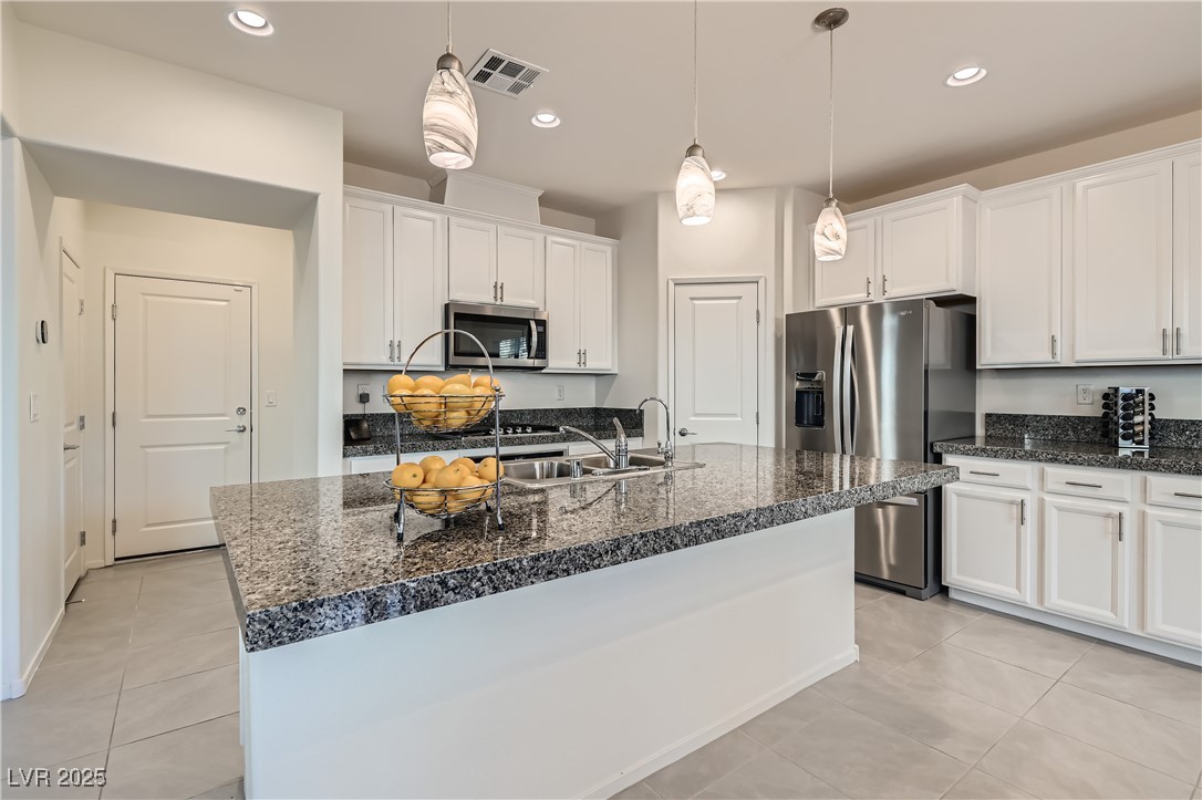 7716 Gallego Plains Drive