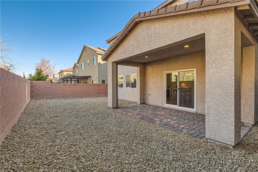 7716 Gallego Plains Drive