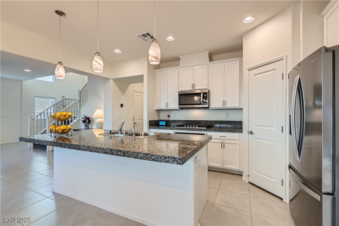 7716 Gallego Plains Drive
