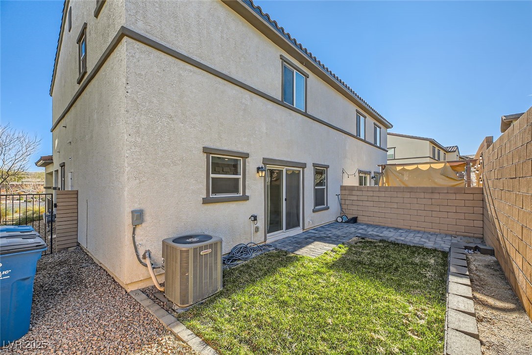 340 Silva Place