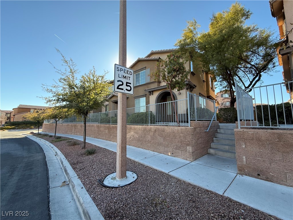 1571 Plaza Centre Drive 102