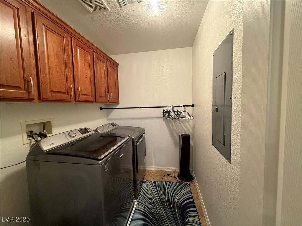 1571 Plaza Centre Drive 102