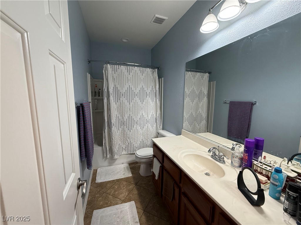 1571 Plaza Centre Drive 102
