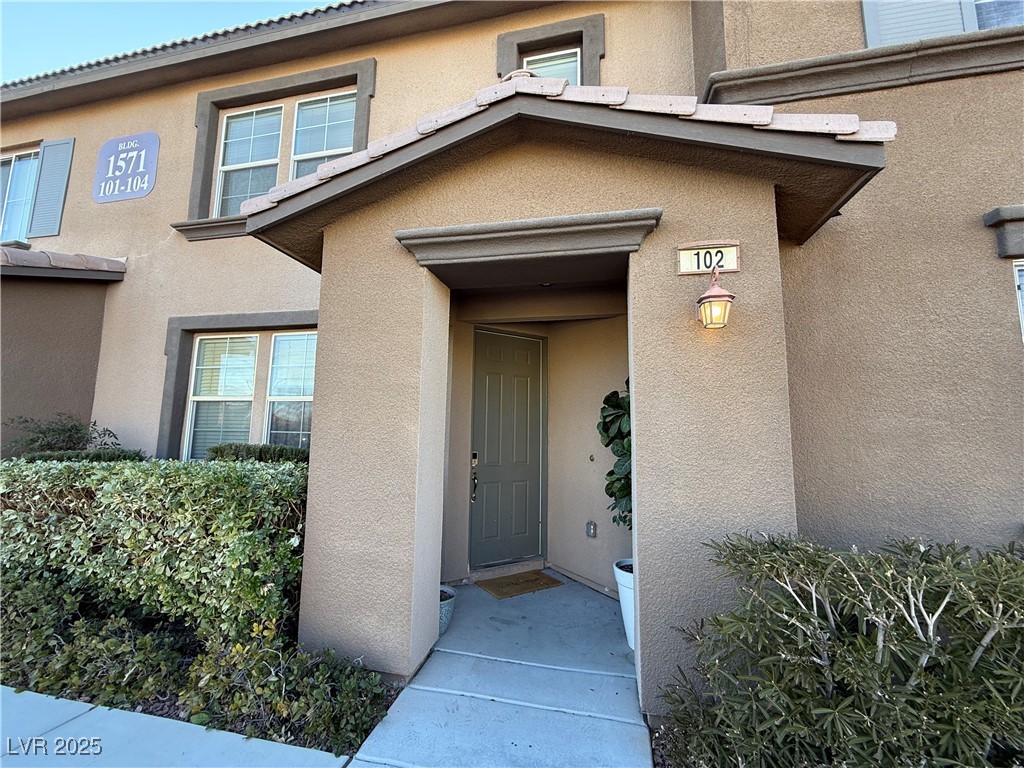 1571 Plaza Centre Drive 102
