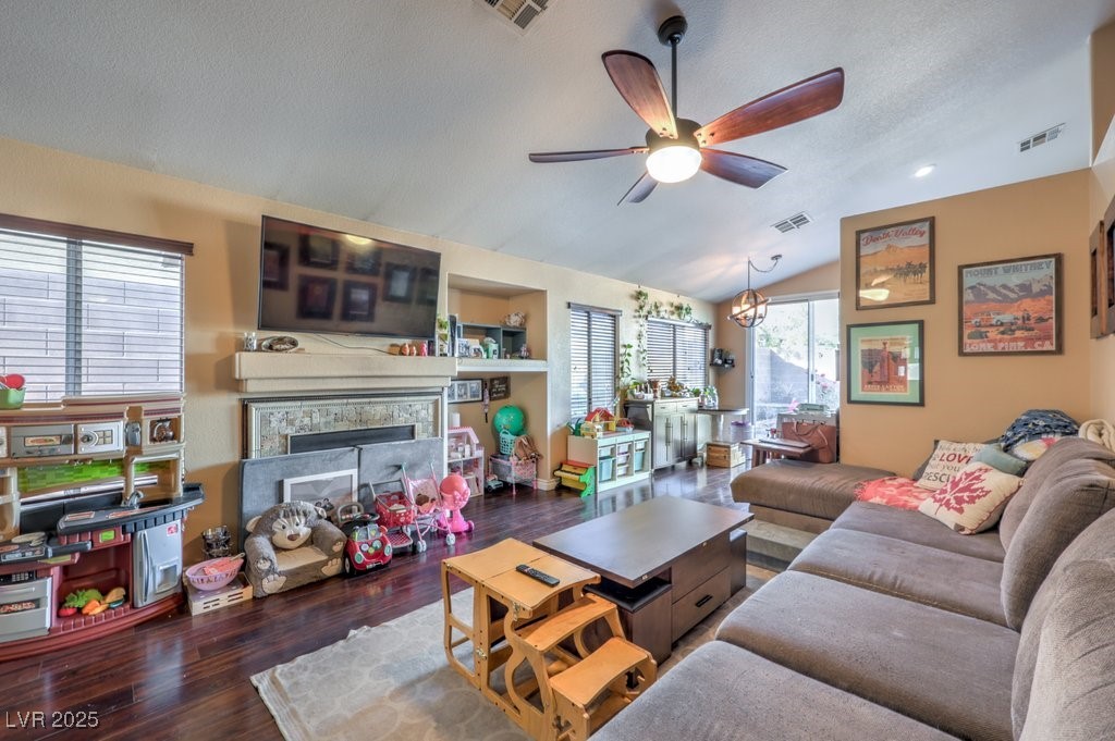 9640 Towngate Avenue