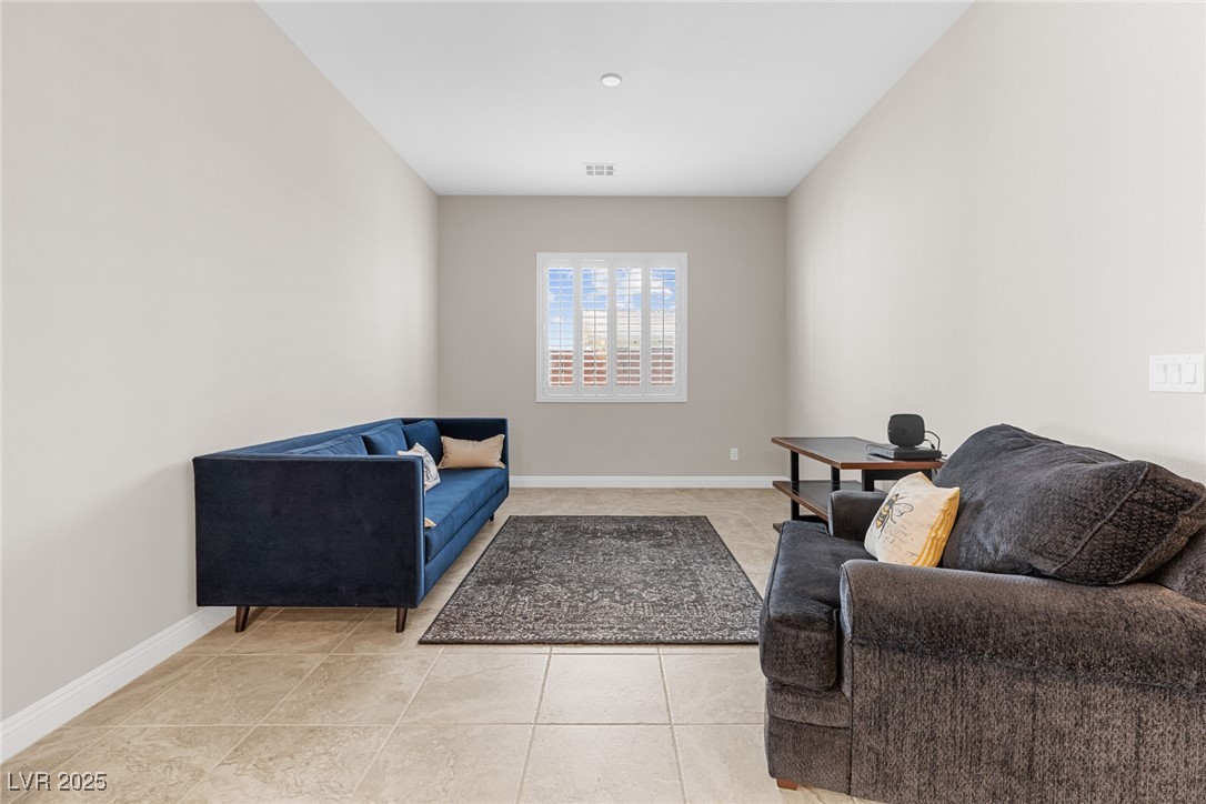 7576 Windy Meadow Avenue