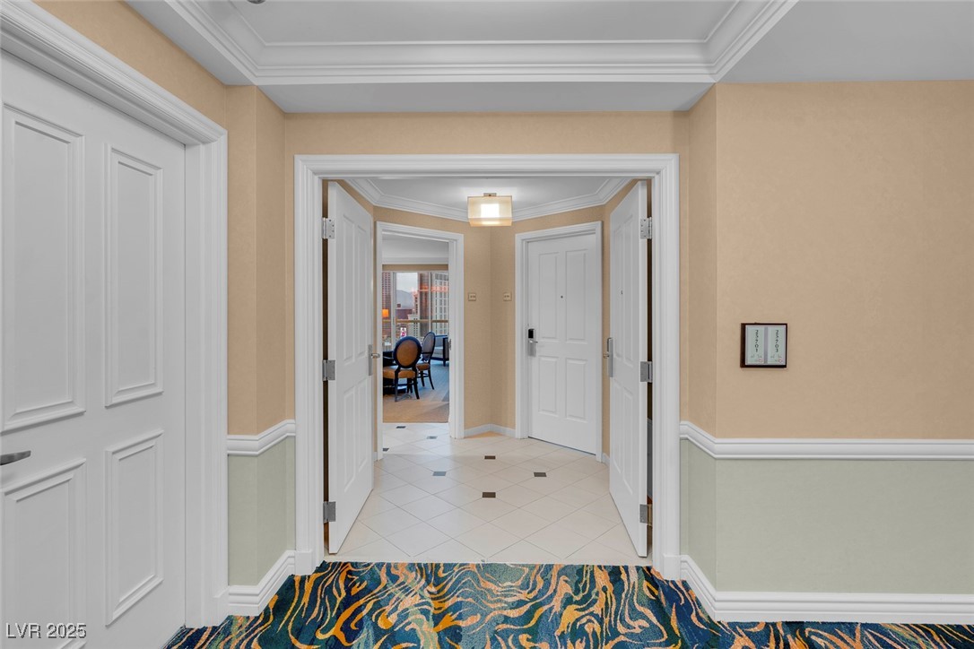 135 East HARMON Avenue 2501