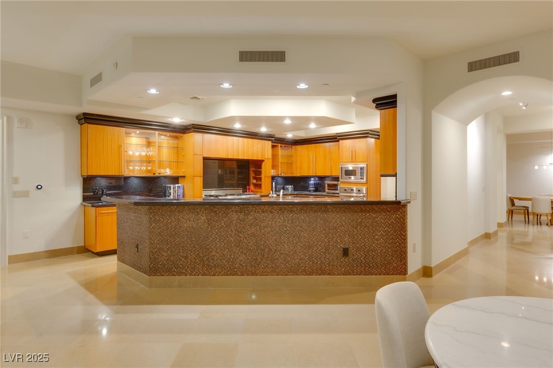 9103 Alta Drive 501