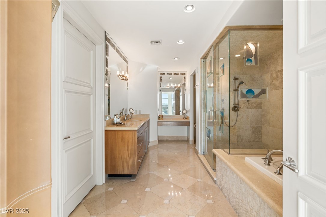 9103 Alta Drive 501