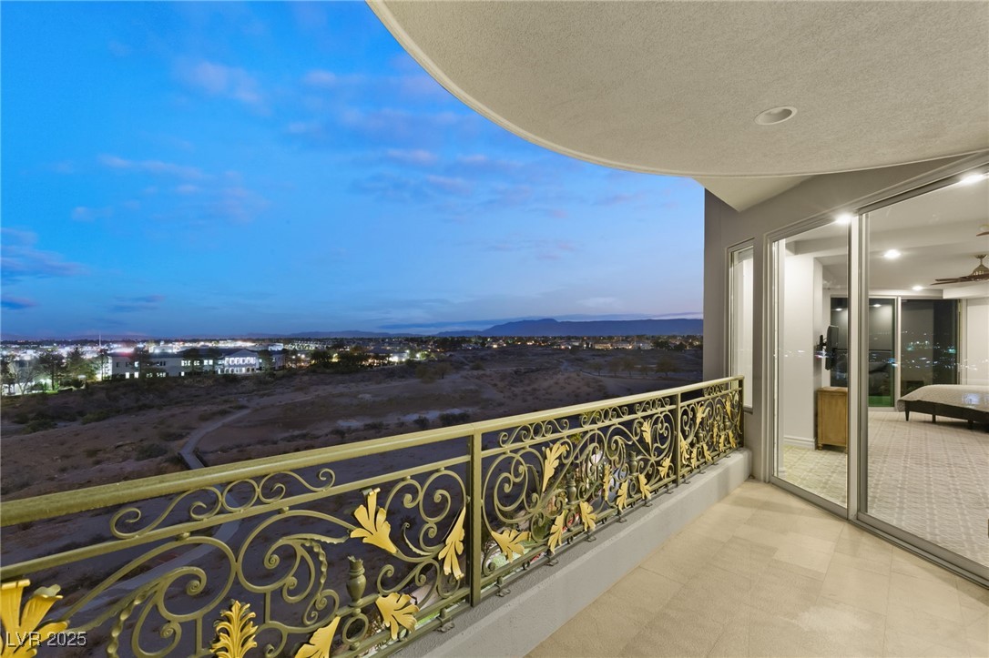 9103 Alta Drive 501