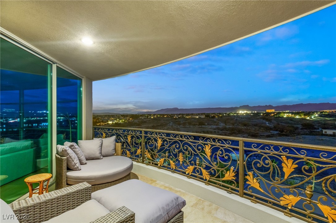 9103 Alta Drive 501