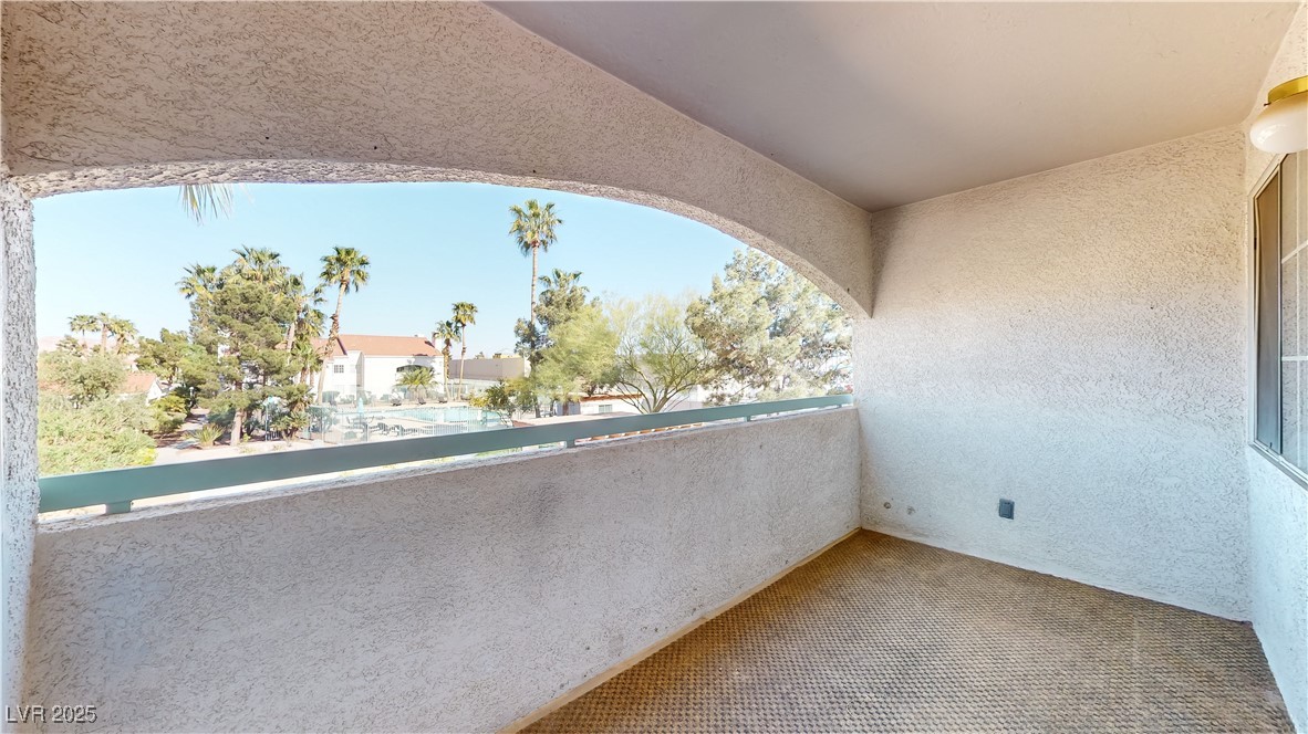 2725 South Nellis Boulevard 2197