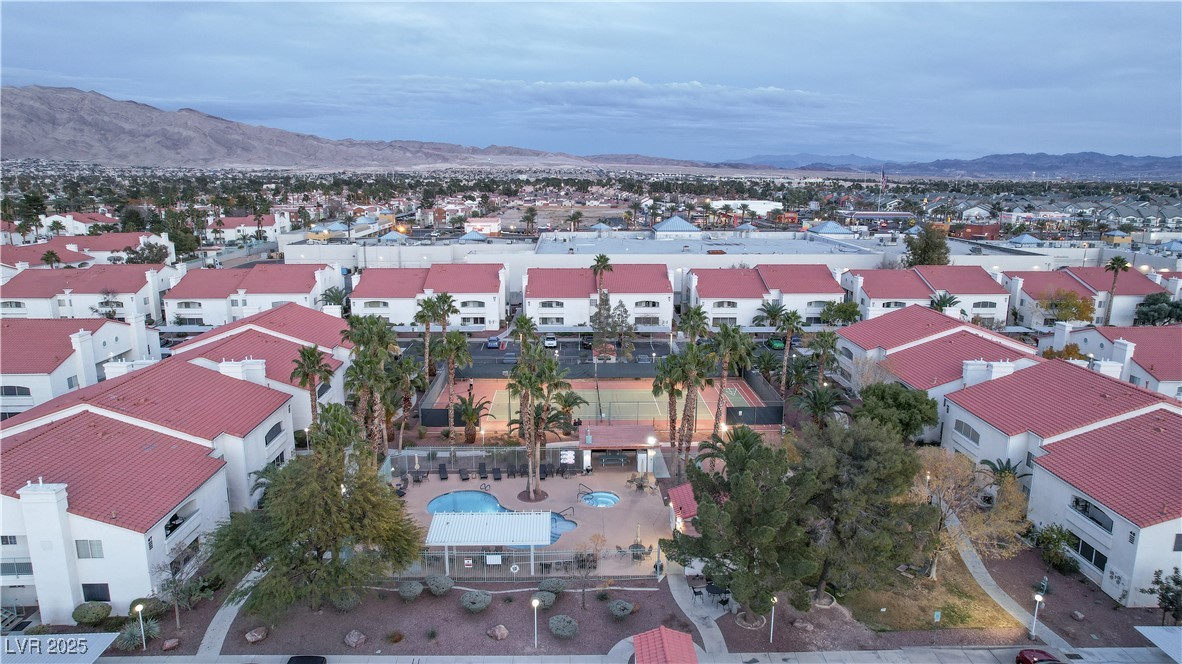2725 South Nellis Boulevard 2197