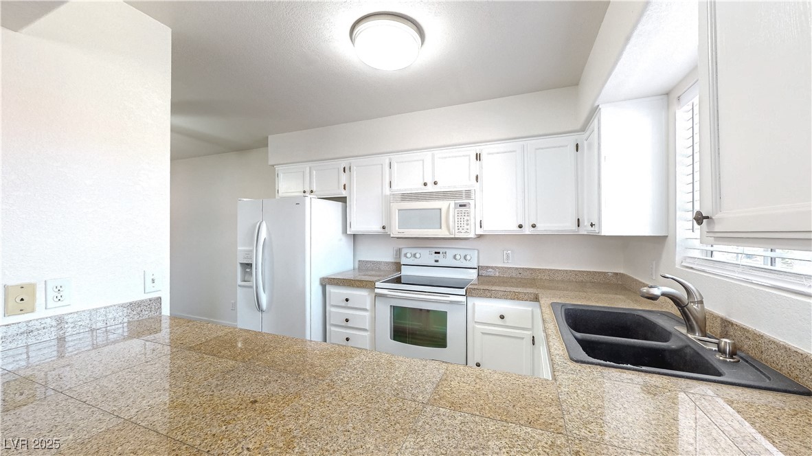 2725 South Nellis Boulevard 2197