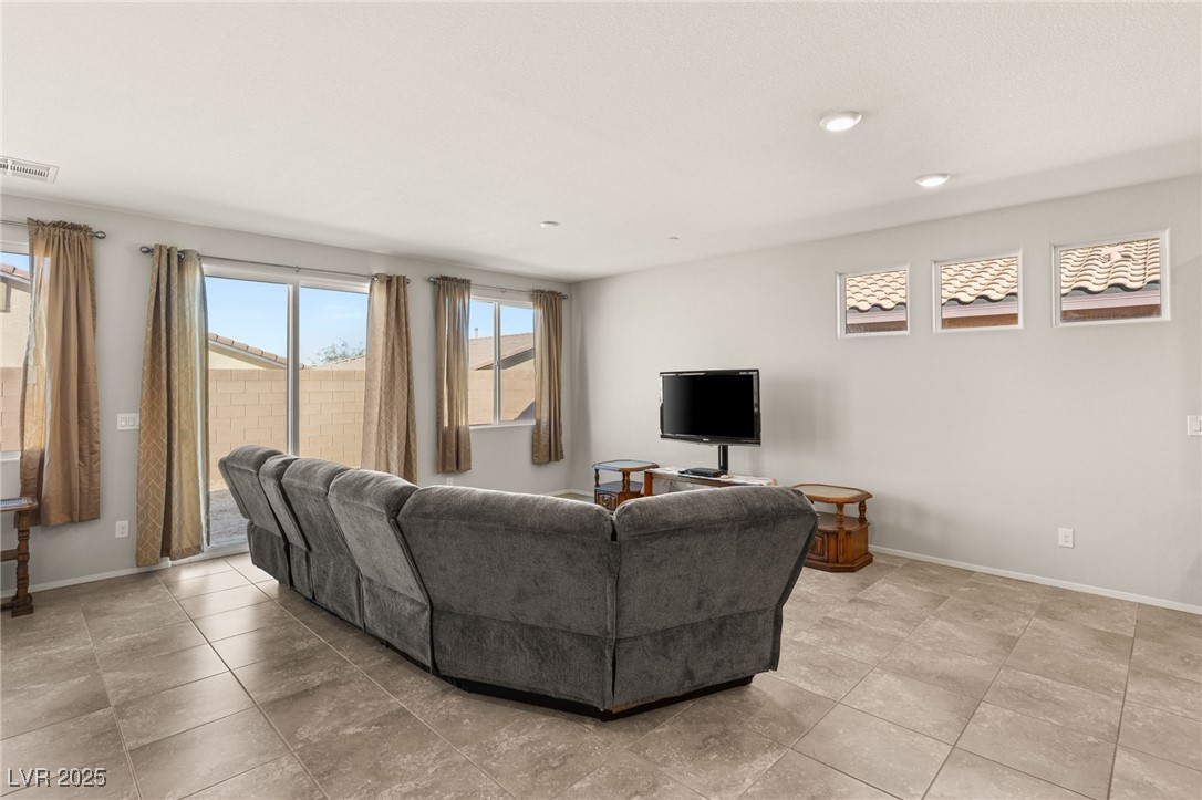 1282 Paseo Del Oso Lane