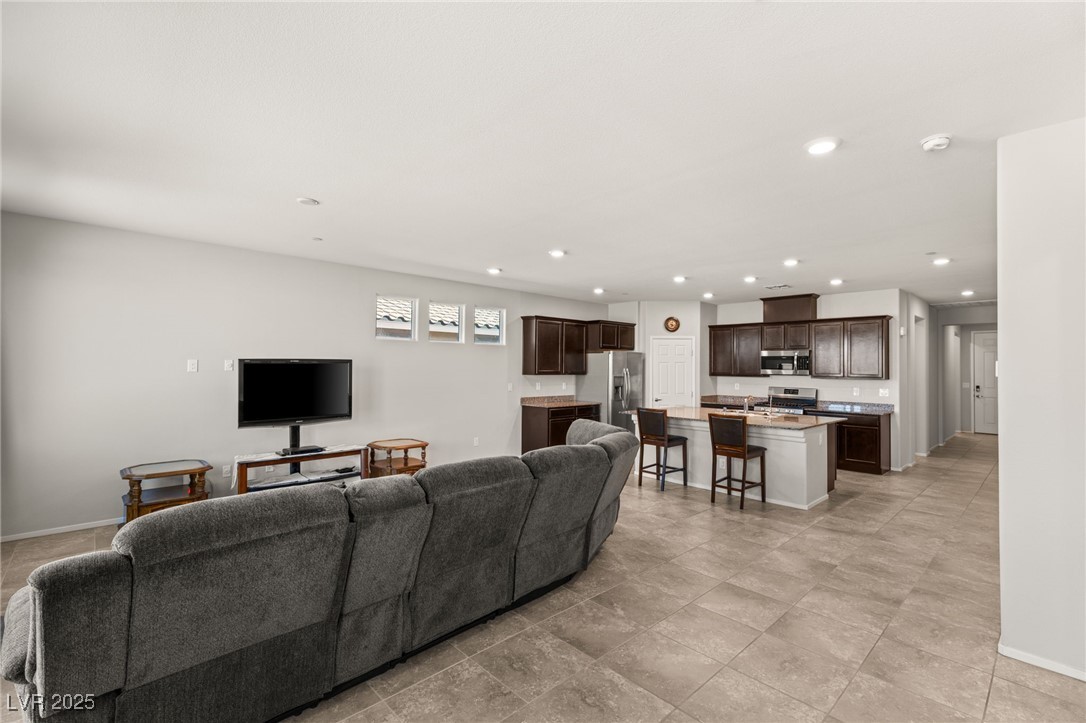 1282 Paseo Del Oso Lane