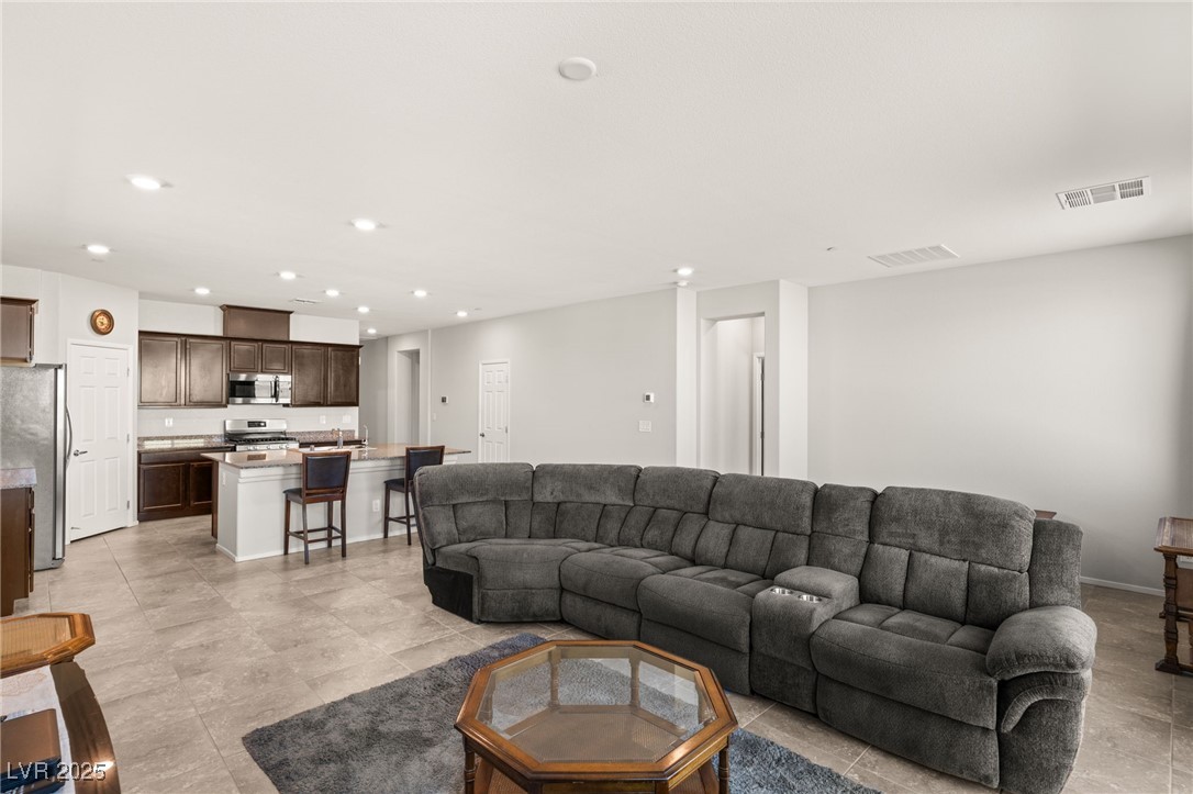 1282 Paseo Del Oso Lane