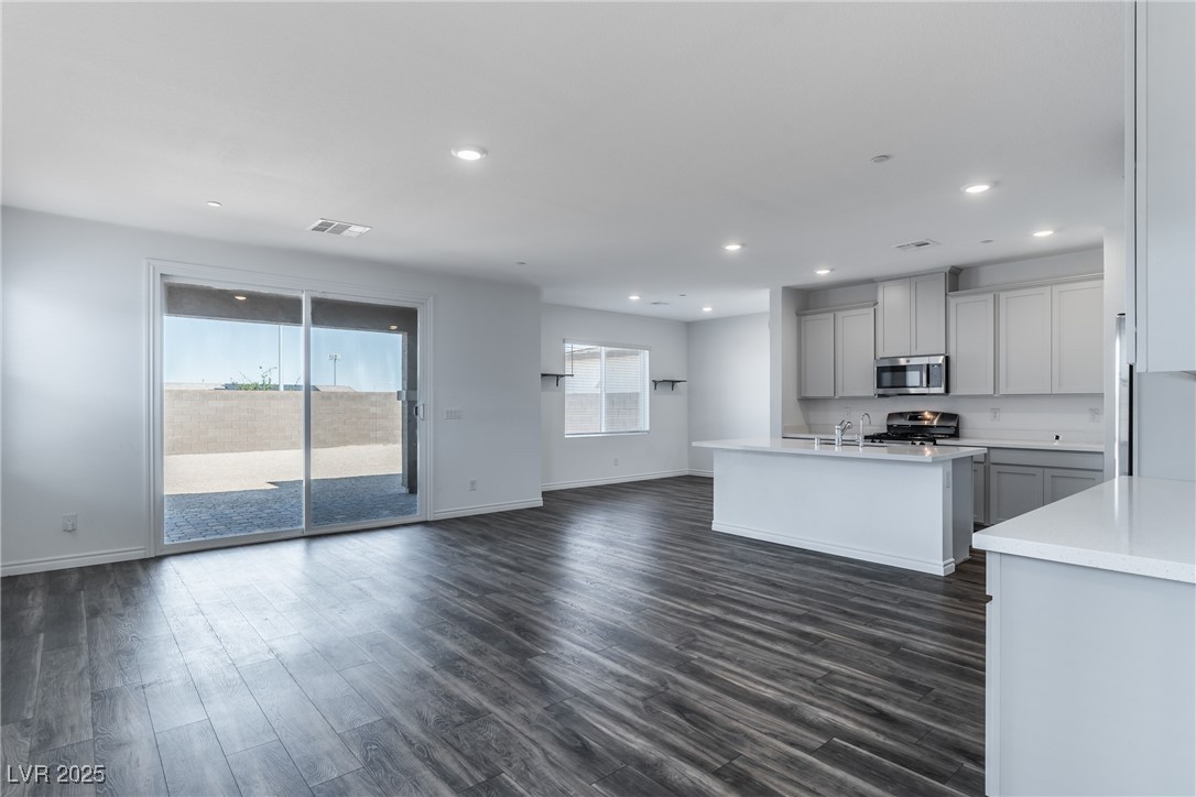 230 Palisade Falls Avenue