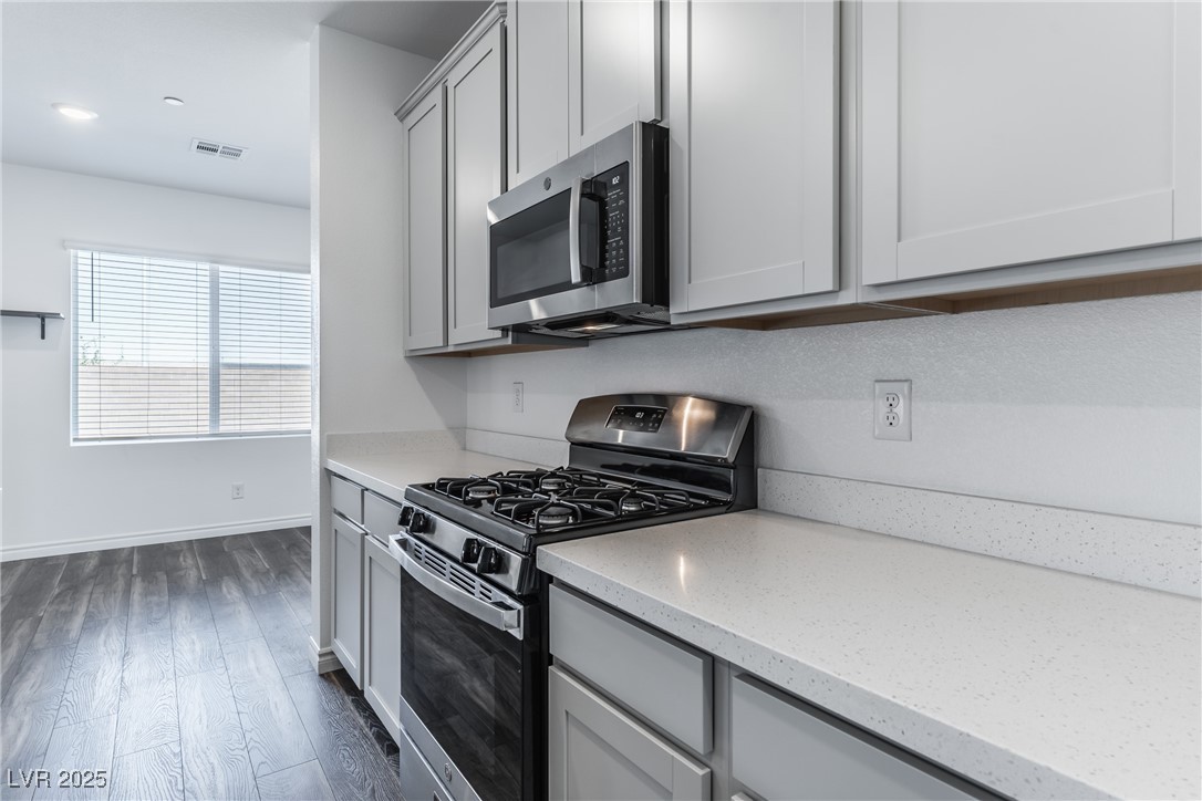 230 Palisade Falls Avenue