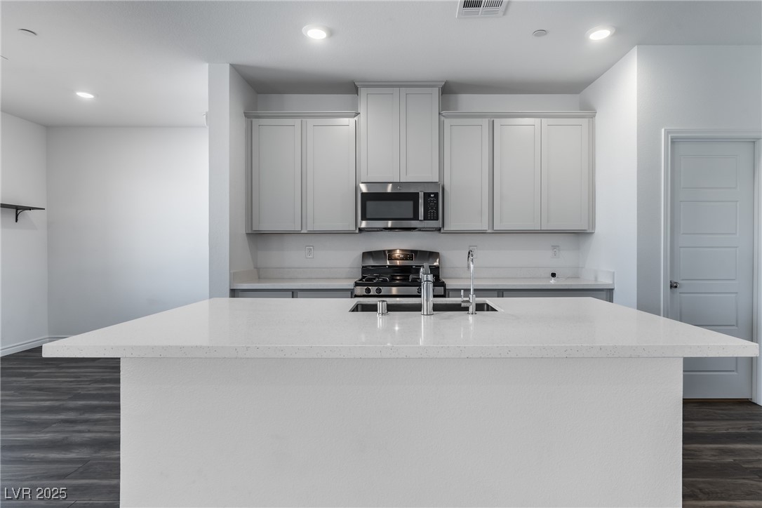 230 Palisade Falls Avenue