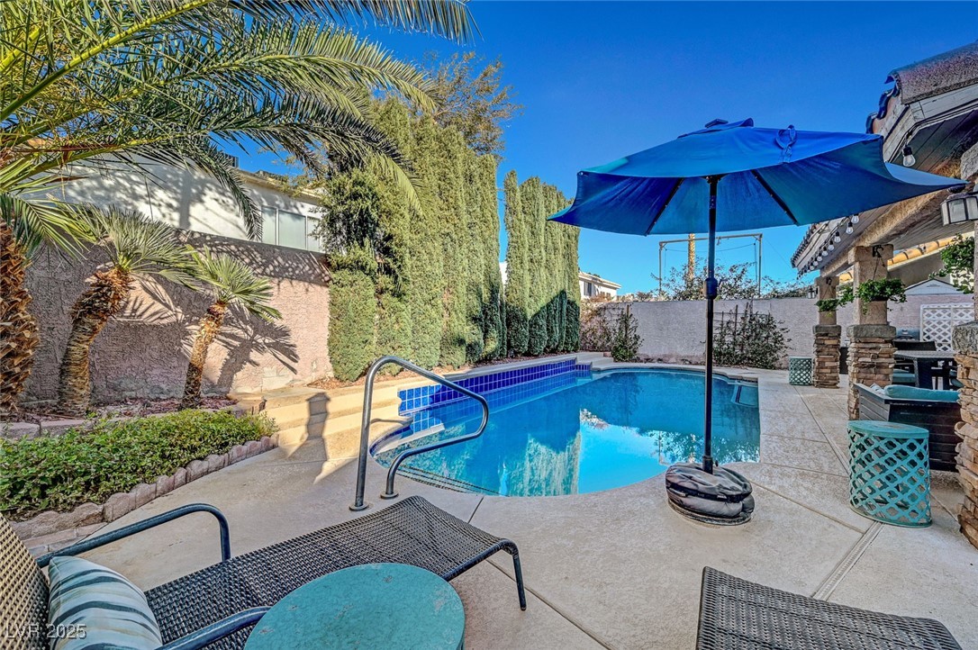 7420 Bush Garden Avenue