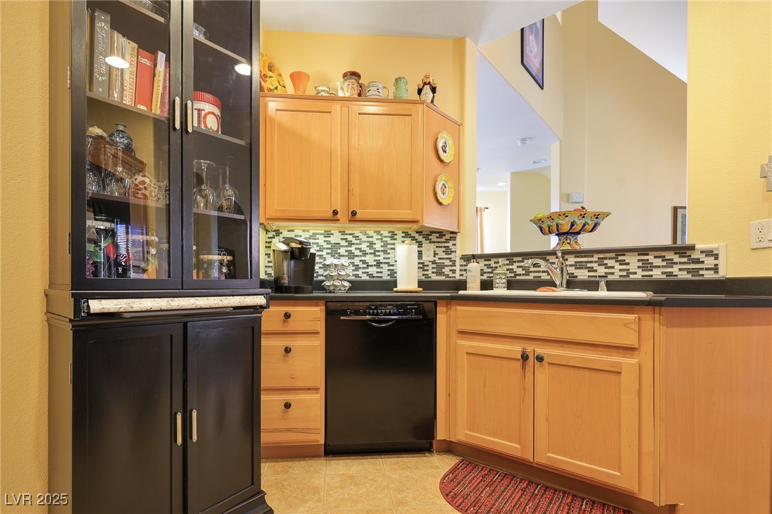 3975 North Hualapai Way 293