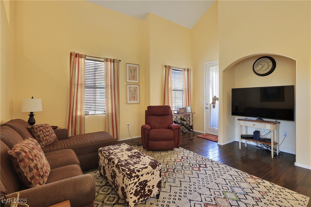3975 North Hualapai Way 293