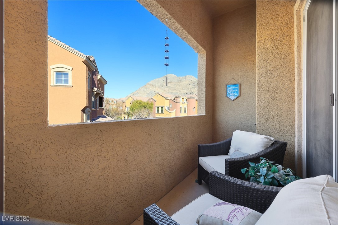 3975 North Hualapai Way 293