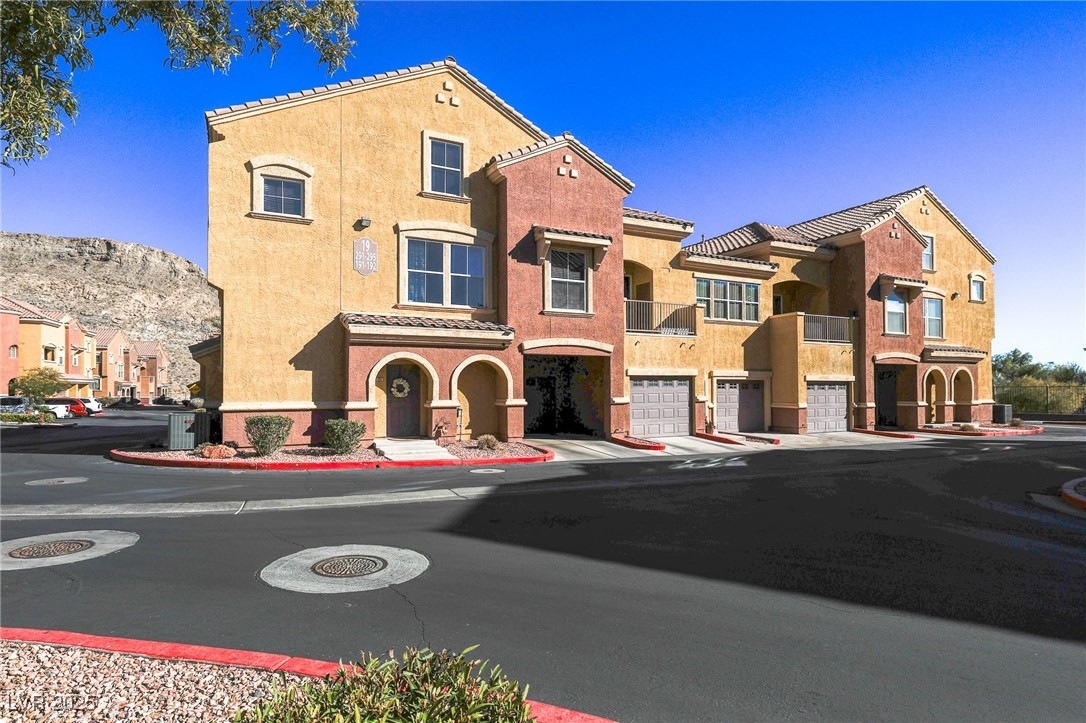 3975 North Hualapai Way 293