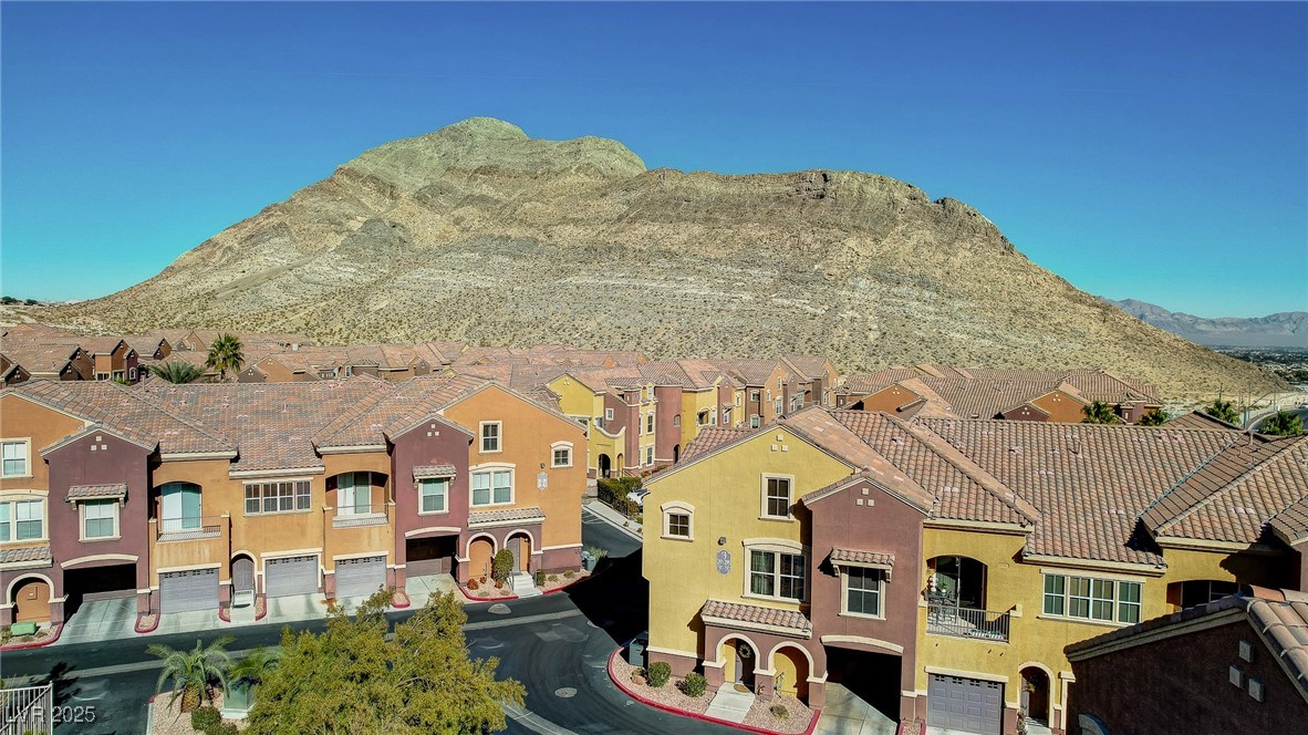 3975 North Hualapai Way 293