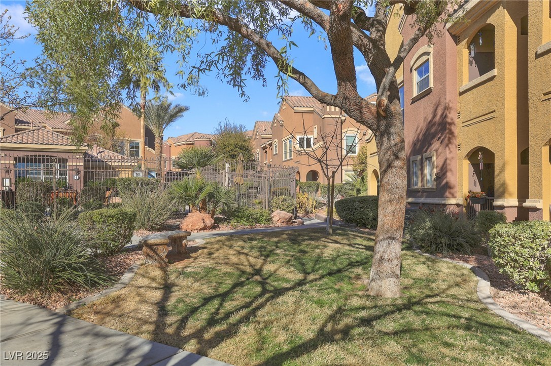 3975 North Hualapai Way 293