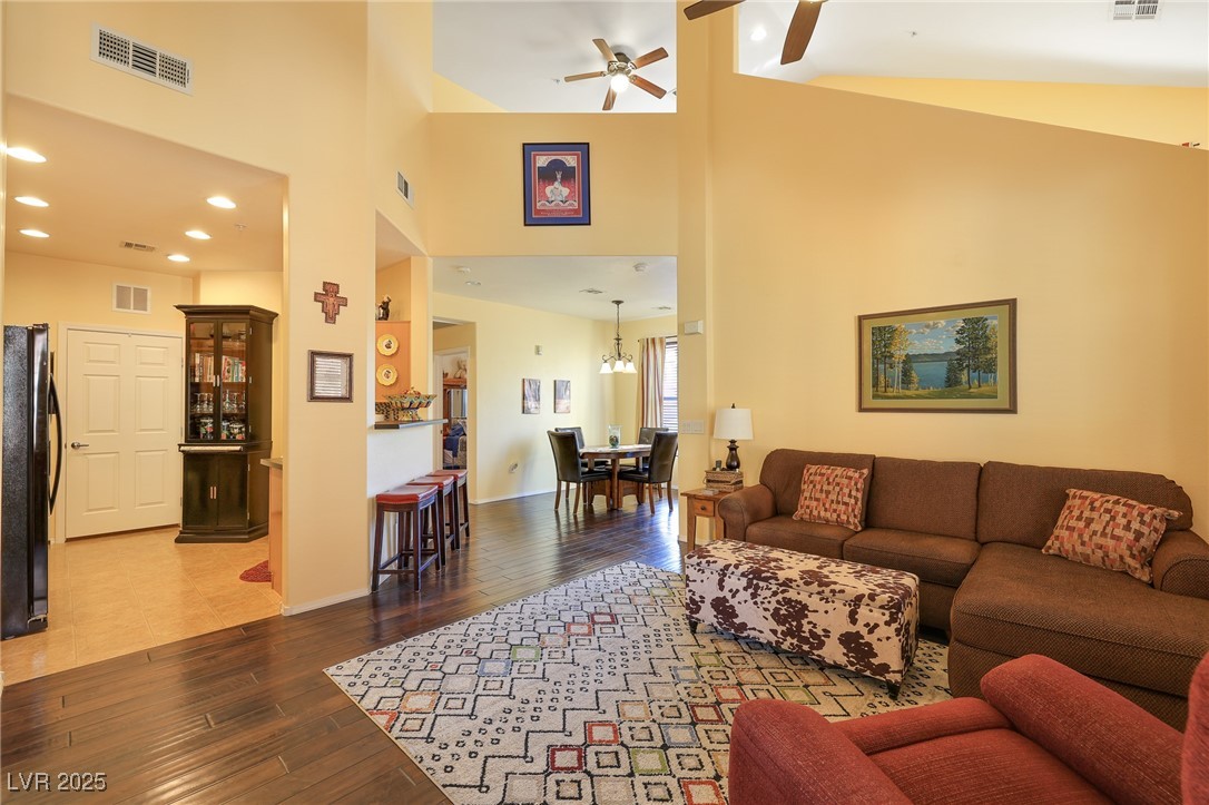 3975 North Hualapai Way 293