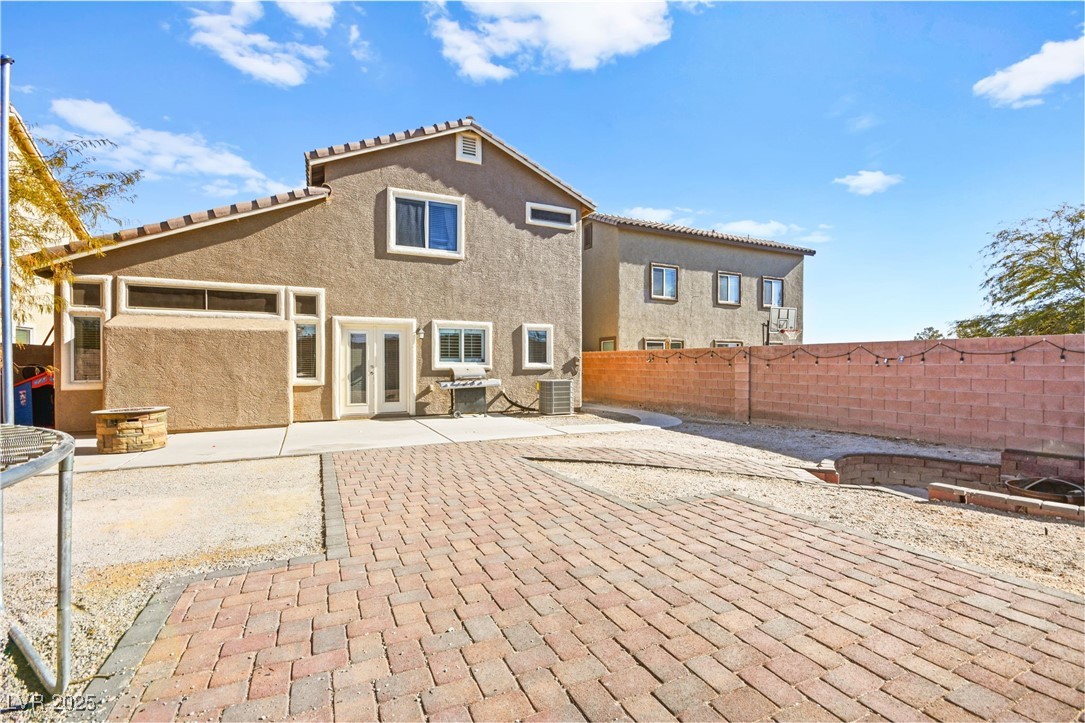 6227 Legend Falls Street