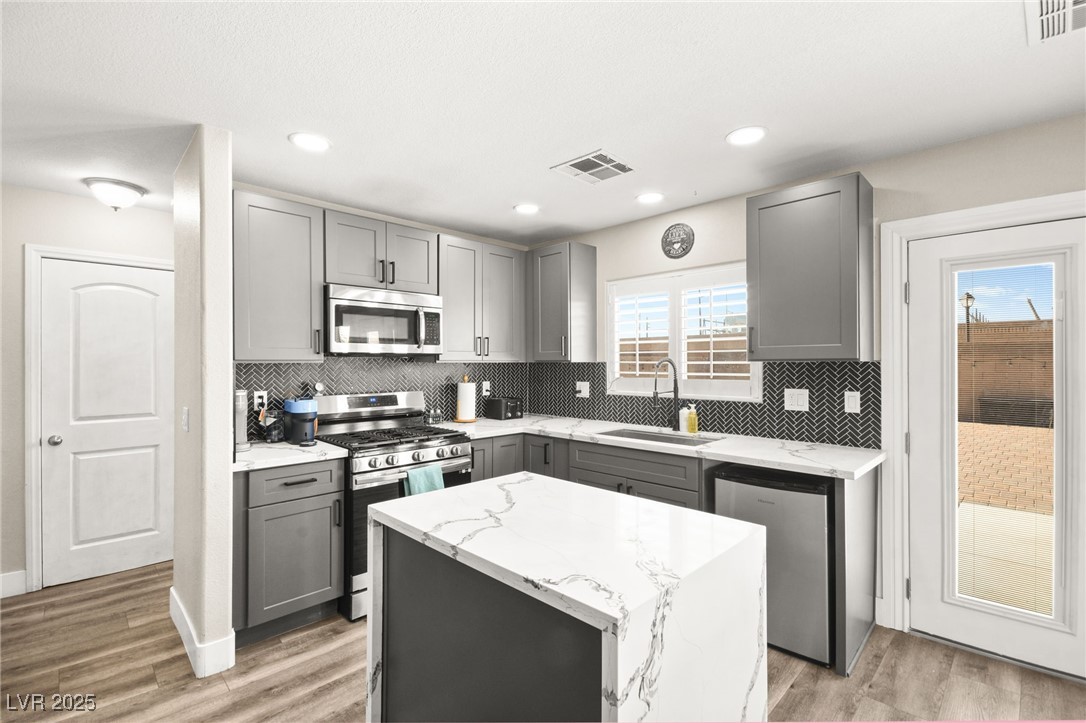 6227 Legend Falls Street