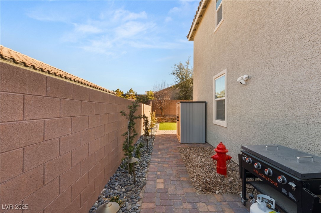 2124 Danzinger Place