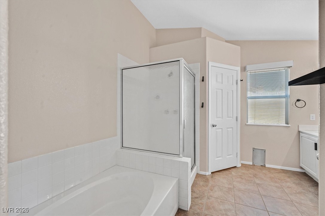 7132 Junction Village Avenue