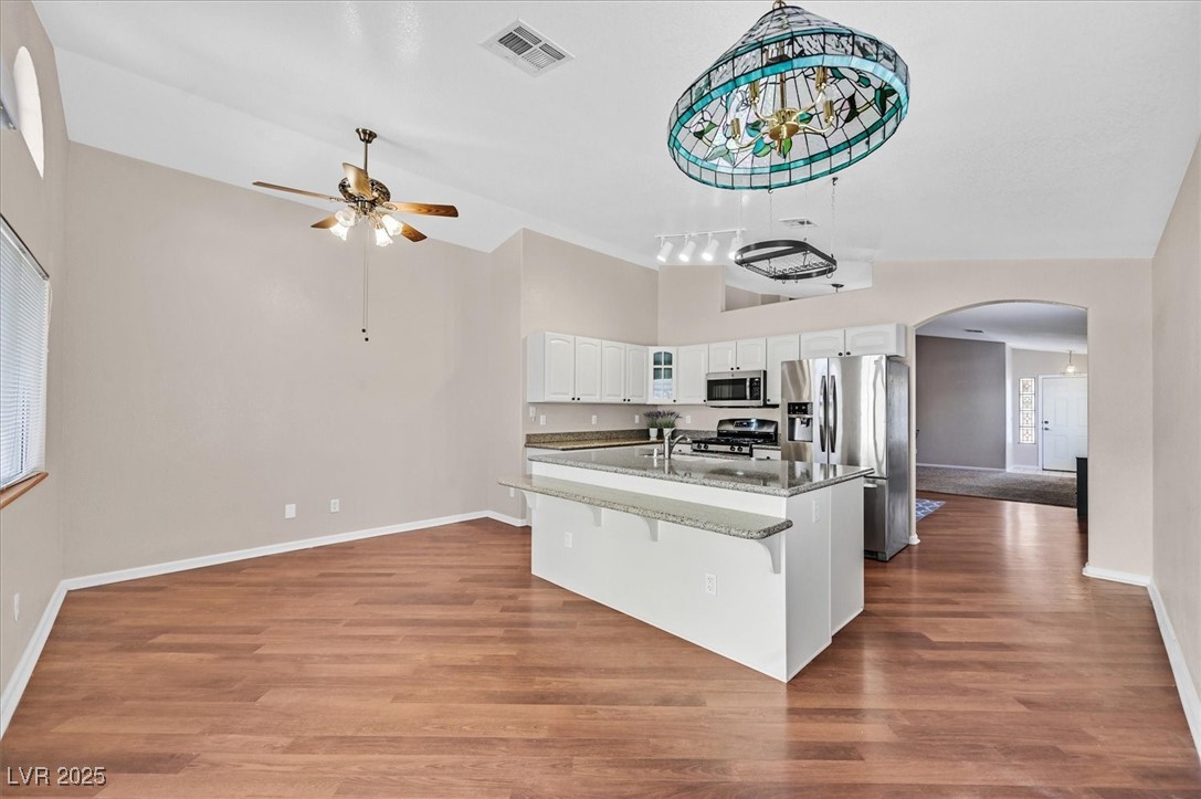 7132 Junction Village Avenue