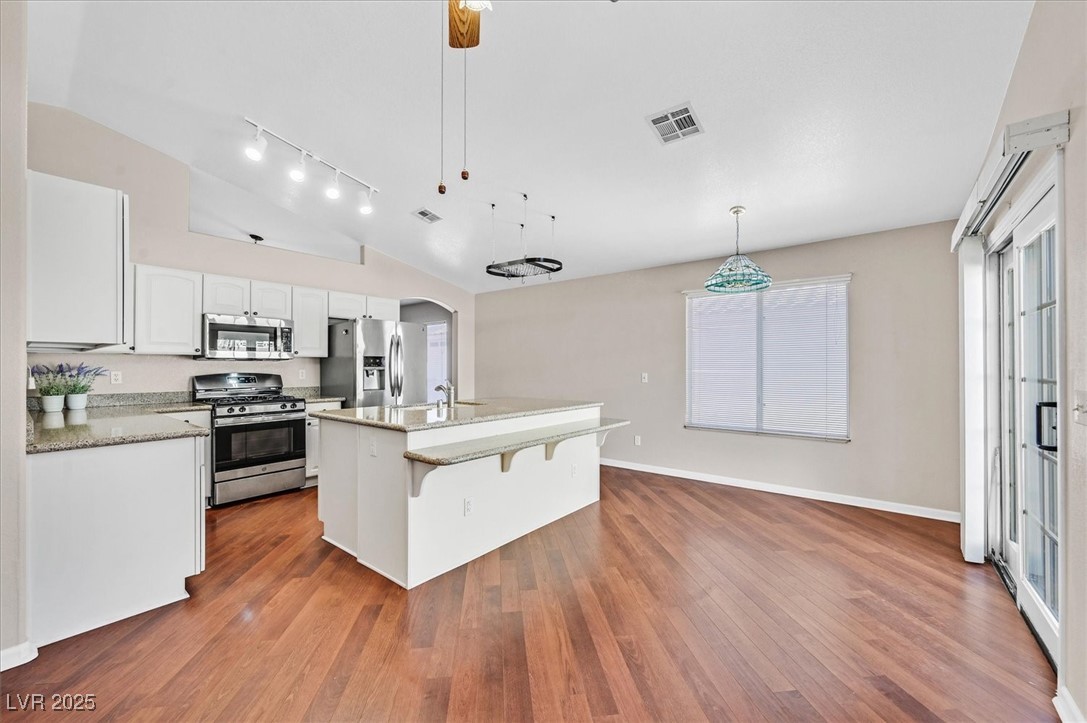 7132 Junction Village Avenue